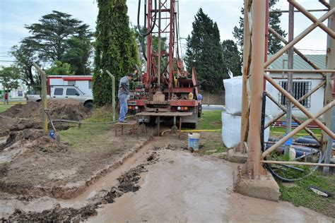 Oro Verde Perforan Nuevo Pozo De Agua En El Triangular Infoparana