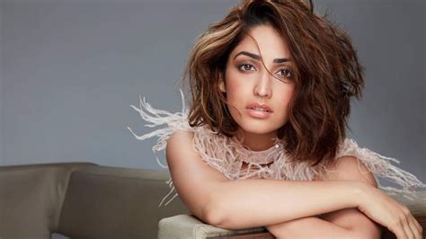 Yami Gautam Education बनना चाहती थीं Ias इस वजह से यामी ने छोड़ी