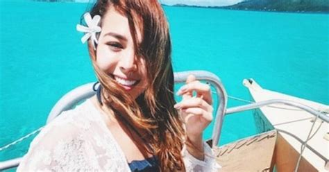 Danna Paola presume diminuto bikini en Bora Bora Publimetro México