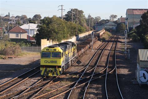 At Waratah Garry Holt Flickr