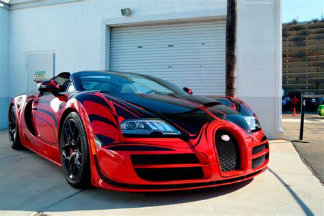 Video Watch The Bugatti Veyron Hellbug Race To 377kmh