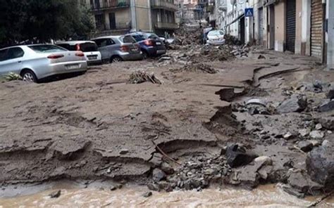 Sardegna L Alluvione Devasta Il Nuorese Bitti Sommersa Dal Fango