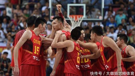 Nba球星认祖归宗！携母亲来中国寻亲，中国男篮归化他将称霸亚洲【快资讯】