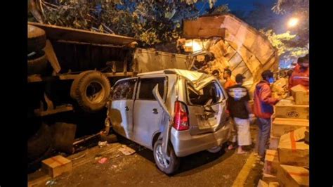 Meninggal Orang Korban Kecelakaan Di Jalan Lingkar Salatiga Truk