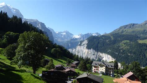 Pin by John Franklin on Lauterbrunnen Valley | Natural landmarks ...