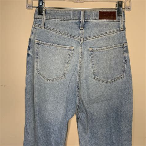 Hollister Ultra High Rise Ripped Dad Jean Vintage Stretch Womens