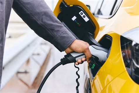 The Emergence Of Electronic Vehicles And Opportunities For Manufacturers