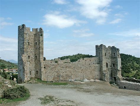 Ruines Du Ch Teau D Hy Res Mus E Du Patrimoine De France