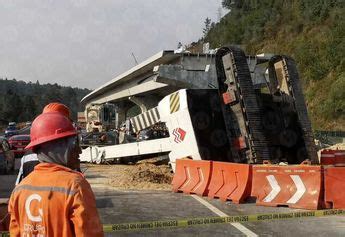 Obras Del Tren Interurbano Presenta Volcadura De Gr A Y Hombre Muere