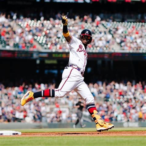 What Pros Wear Ronald Acuña Jrs New Balance 4040v6 Cleats What