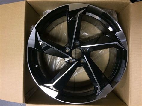 New 4x 18 Inch Audi Rotor Twist Arm Alloy Wheels Black A3 A4 A5 Rs3