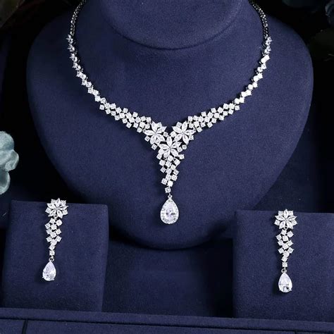 Janekelly Luxury Sparking Brilliant Cubic Zircon Drop Earring Necklace