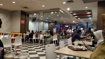 KFC DUTA MALL KOMPLEK Duta Mall Jl A Yani No KM 2 Melayu Kec