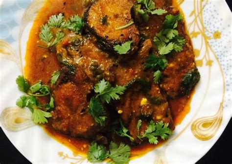 Rui Macher Kalia Rohu Fish Curry Recipe By Paramita Chatterjee Cookpad