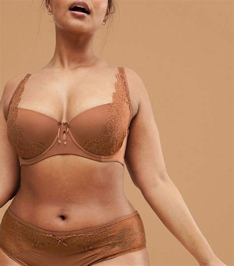 The Best Lingerie For Curvy Women Who What Wear