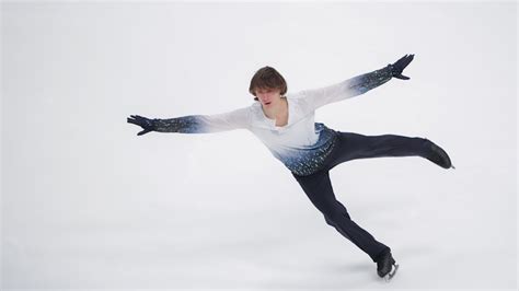 Figure skating: Daniel Martynov on being coached by his parents; Junior ...
