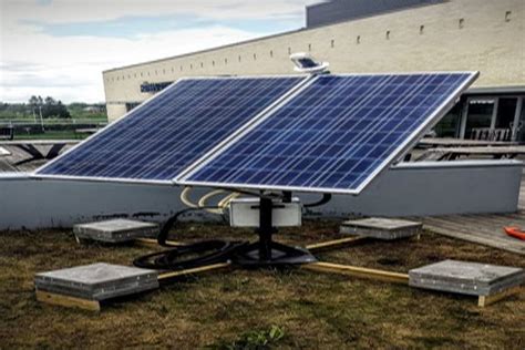 Dual Axis Solar Tracker With Online Energy Monitor Laptrinhx