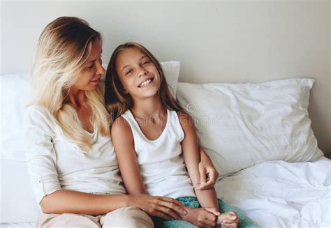 Mom With Tween Daughter Stock Image Image Of Bedding