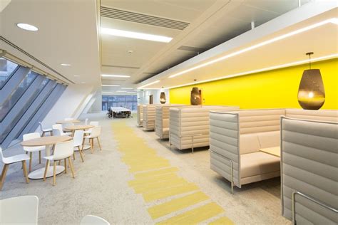 The Swish Network Rail Hq In Glasgow Is Complete With Comfortable Booth