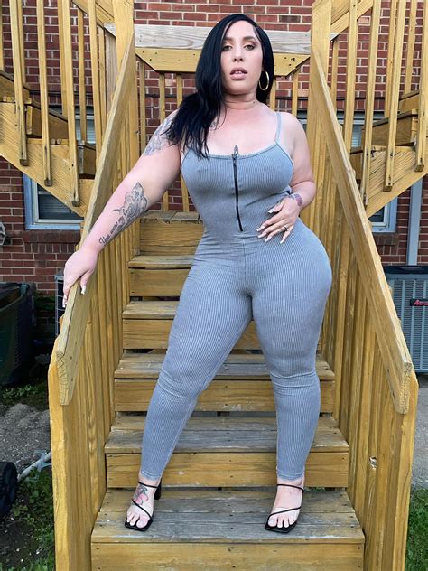 Thunda Denise - Thunda Denise added a new photo.