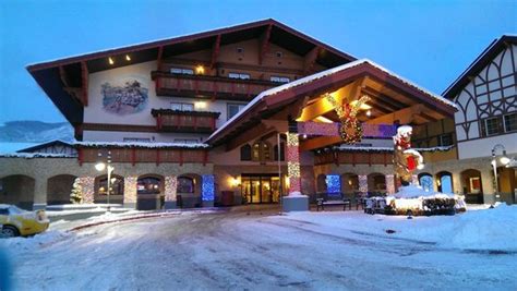 Zermatt front entrance - Picture of Zermatt Resort & Spa, Midway ...