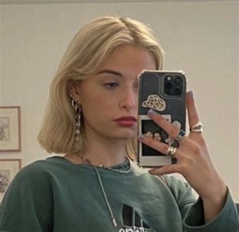 Pin Tillagd Av Mandy Monsees P Long Bob I H R Inspo Inspo