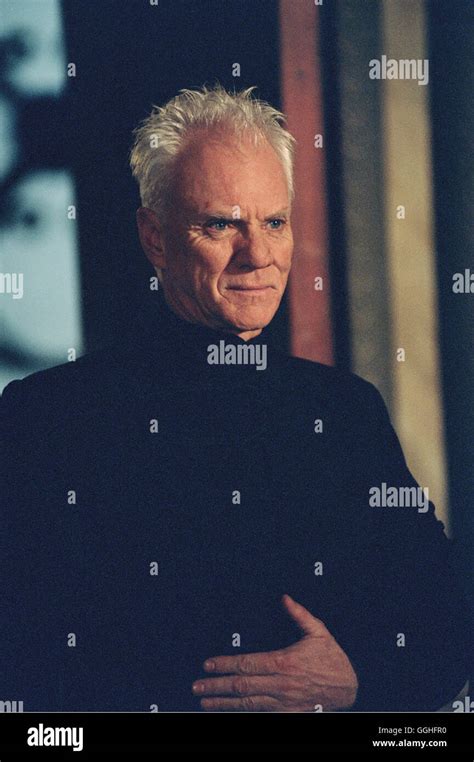 Malcolm Mcdowell 2002 High Resolution Stock Photography And Images Alamy