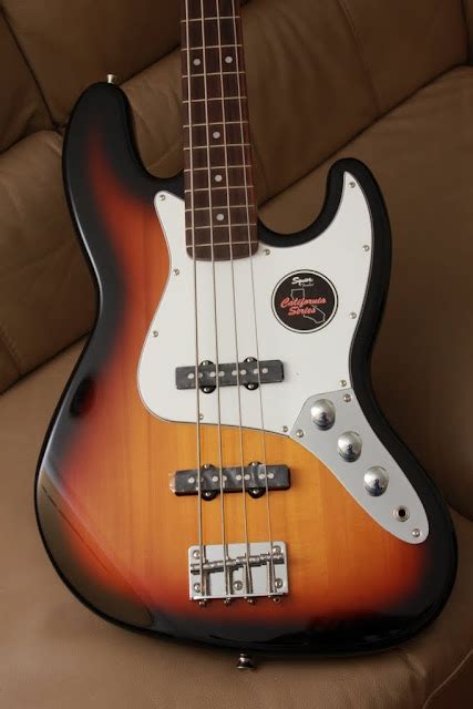 Squier California Jazz Bass