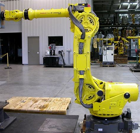 Fanuc R 2000iA 165F Industrial Robot RJ3iB Controller 6 Axes