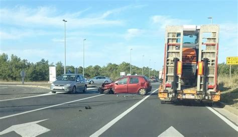 Zadarski Prometna nesreća na ulazu u Gospodarsku zonu Crno kolona