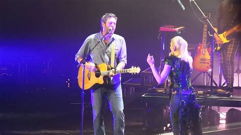 Gwen Stefani And Blake Shelton Go Ahead And Break My Heart Truth Tour 2016 Youtube