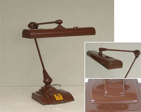 Flexo Desk Lamp By Art Specialty Co Chicago Length Of Arms 457