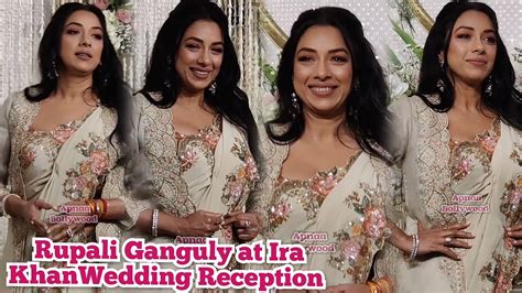 Rupali Ganguly Posing At Aamir Khan S Daughter Ira Khan Weddig