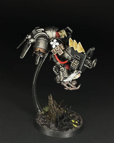 The hunter stalks his prey… : r/Warhammer40k