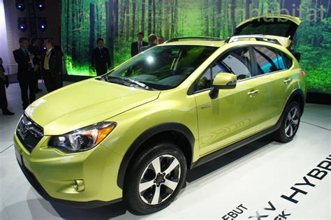 Subaru Xv Crosstrek Hybrid Unveiled At The New York Auto Show