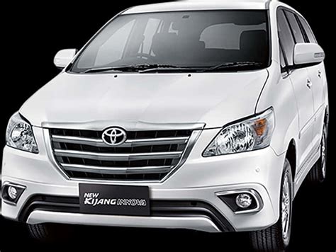 Download Toyota Innova White Front View