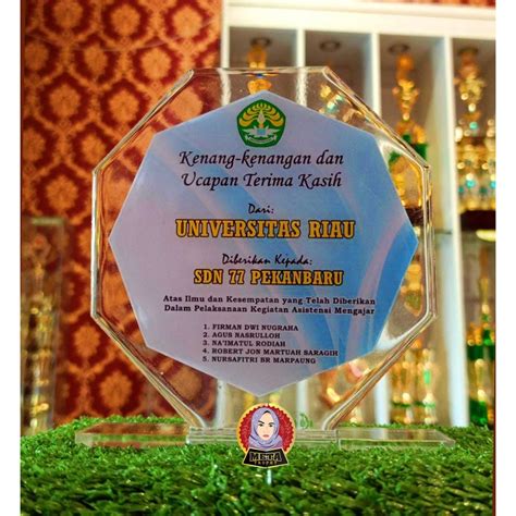 Jual Plakat Akrilik Wisuda Custom Kkn Kantor Kenang Kenangan