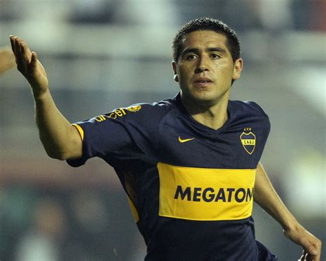 Riquelme This Is How Juan Roman Riquelme Was Made Up In Bed In