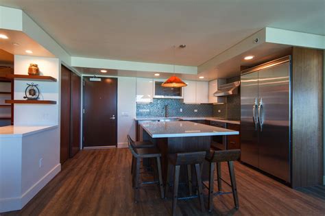 Asian Inspired Eat In Kitchen By Dtc Kitchen Island Design Dining