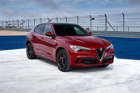 2022 Alfa Romeo Stelvio 2022 Alfa Romeo Stelvio Quadrifoglio Spezifikationen Farben 0 60 0