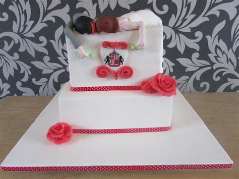 Sunderland Wedding Cake Decorated Cake By Jen Lofthouse Cakesdecor