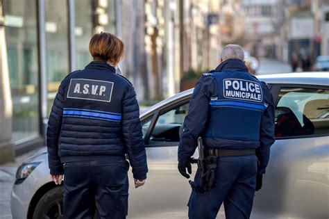 Edition Epinal Le Chef De La Police Municipale Blessé Lors Dun