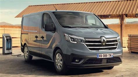 Renault Trafic E Tech Electric Premiere Auf Der Iaa