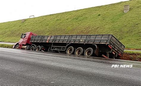 Acidente Na BR 158 Em Panambi Carreta Sai Da Pista Sem Deixar Feridos