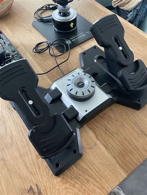 Logitech G Saitek Pro Flight Rudder Pedals Kaufen Auf Ricardo