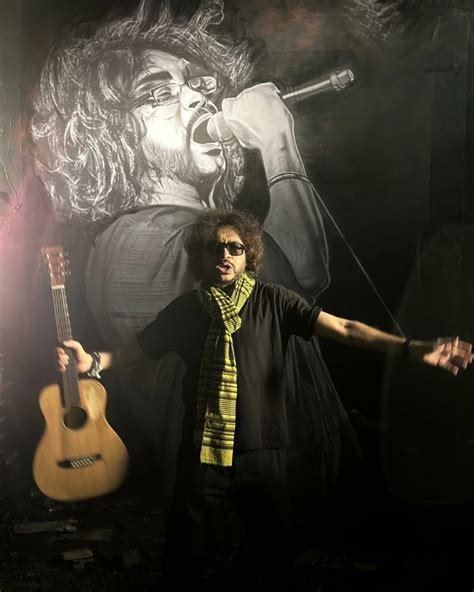 Bengals Most Stylish Rupam Islam Of Melodious Songs And Stylish