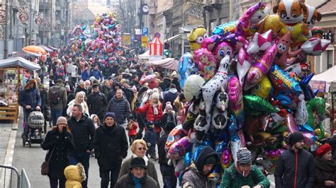 Ulica Otvorenog Srca Tradicionalno U Beogradu Zabava Za Sve Generacije