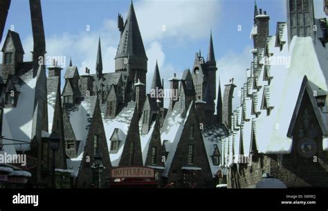 Universal studios orlando harry potter hi-res stock photography and ...