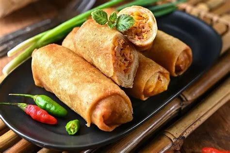 Warga Depok Wajib Coba Kuliner Khas Semarang Ini Ada Lumpia Hingga