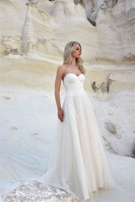 Sassi Holford Wedding Dresses Stockists St Albans Hertfordshire